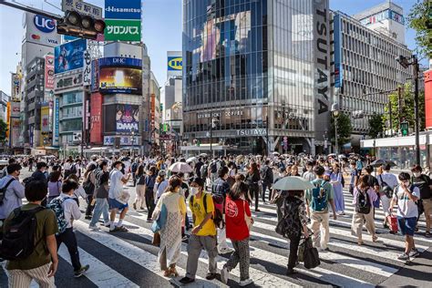 イーストデイリー：東京の朝はなぜこんなに忙しいのか？