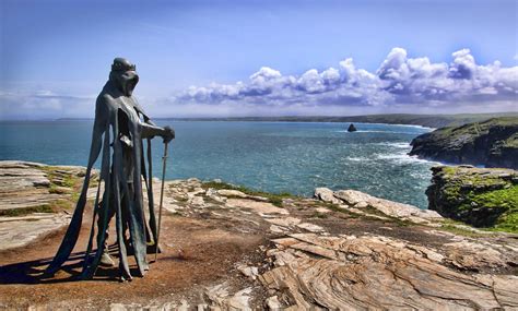 King Arthur and the Magical Kettle? An Exploration into the Enduring Legends of Cornwall!